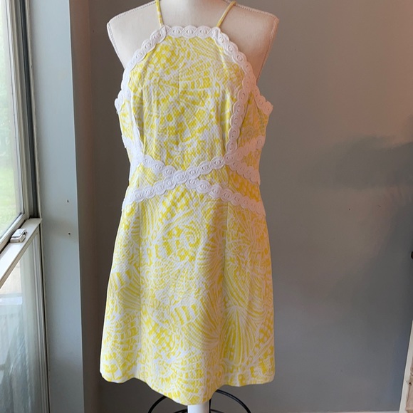 Lilly Pulitzer Pearl Stretch Shift dress - Picture 2 of 6